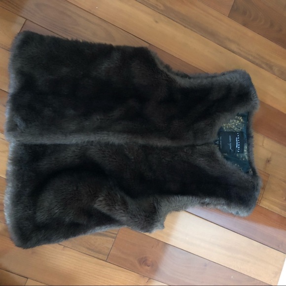 Faux Fur Brown Vintage style Vest Couture inspired Accent added Sz S - Picture 2 of 6